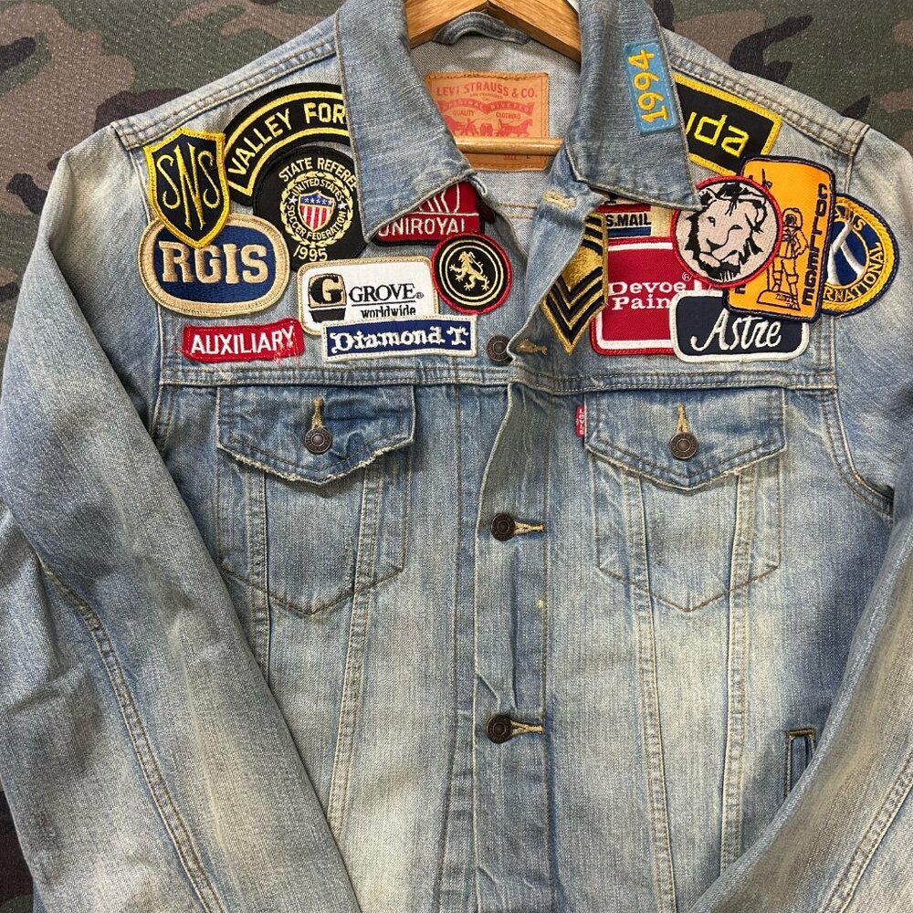 Levi's trucker one of a kind custom patched - Picture 8 of 11